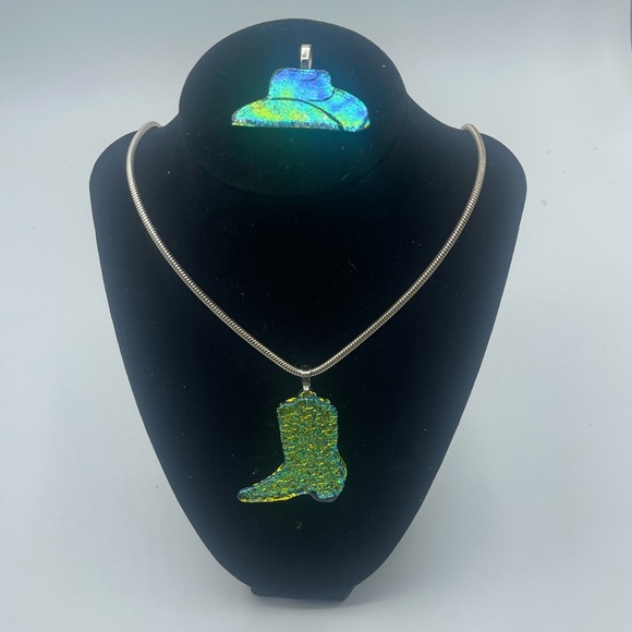 KR Fused Glass Set - Boot Pendant, Cowboy Hat Pendant and Silver Necklace - Picture 1 of 5